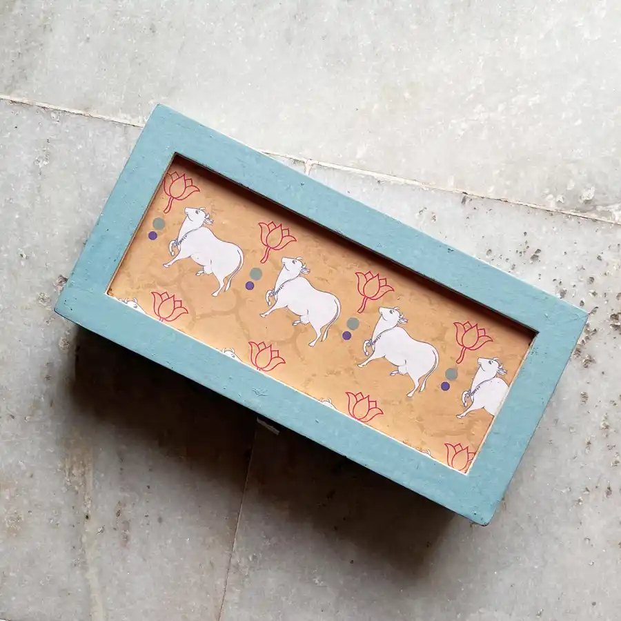 pichwai cows | upcycled box | Upcycld Art Pichwai Cows Upcycled Box 01