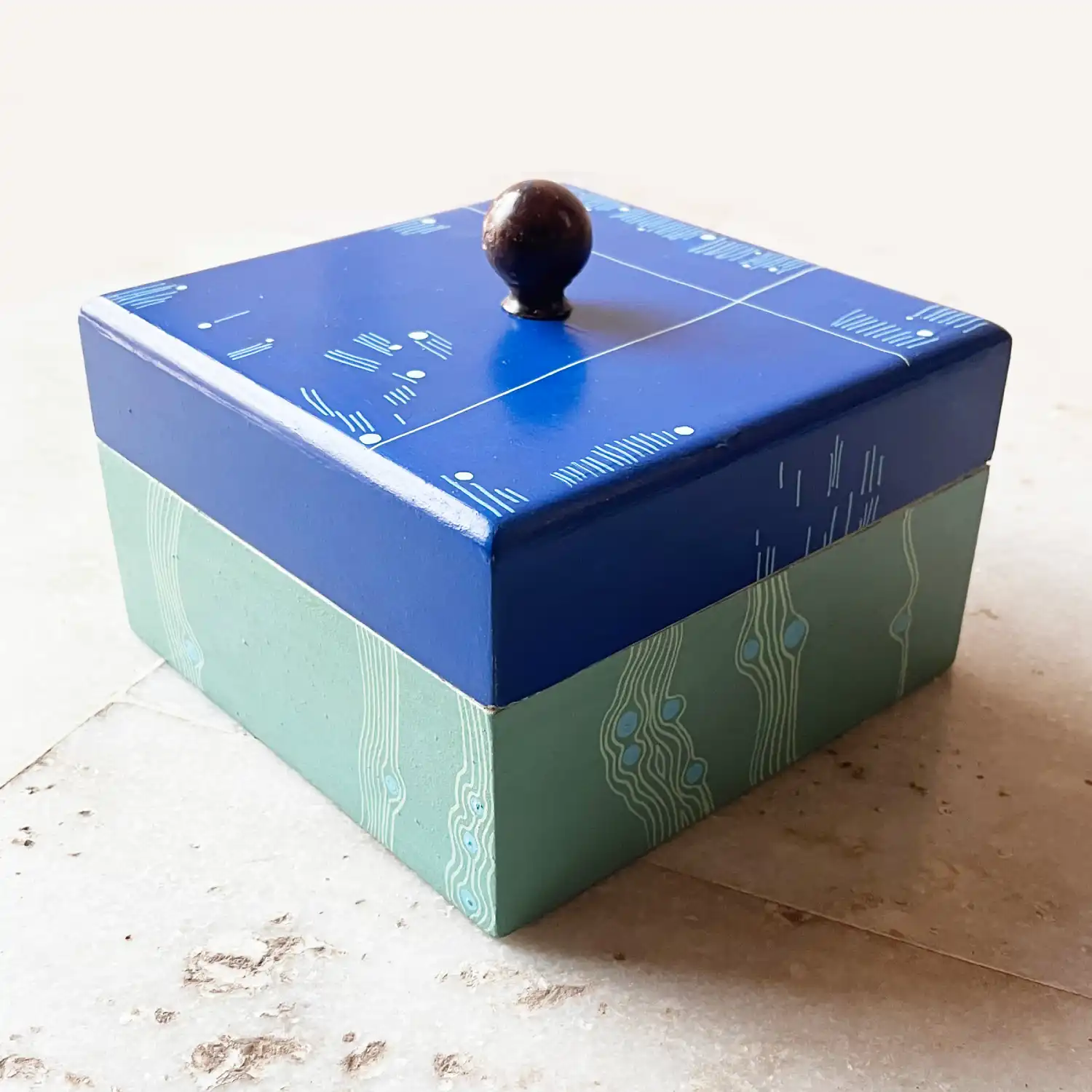 indicum florales | Upcycled Box | Upcycld Art indicum florales | Upcycled Box -701b